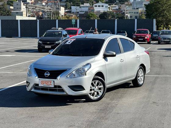 NISSAN VERSA 1.6 16V FLEXSTART SV 4P XTRONIC NISSAN VERSA 1.6 16V FLEXSTART SV 4P XTRONIC